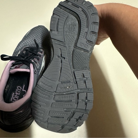 Brooks Womens Running Adrenaline GTS Athletic Shoes Size 8.5 Black Purple - Picture 4 of 12